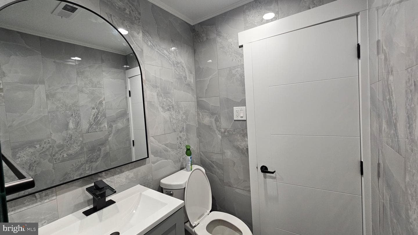 4237 Teesdale Street photo 27