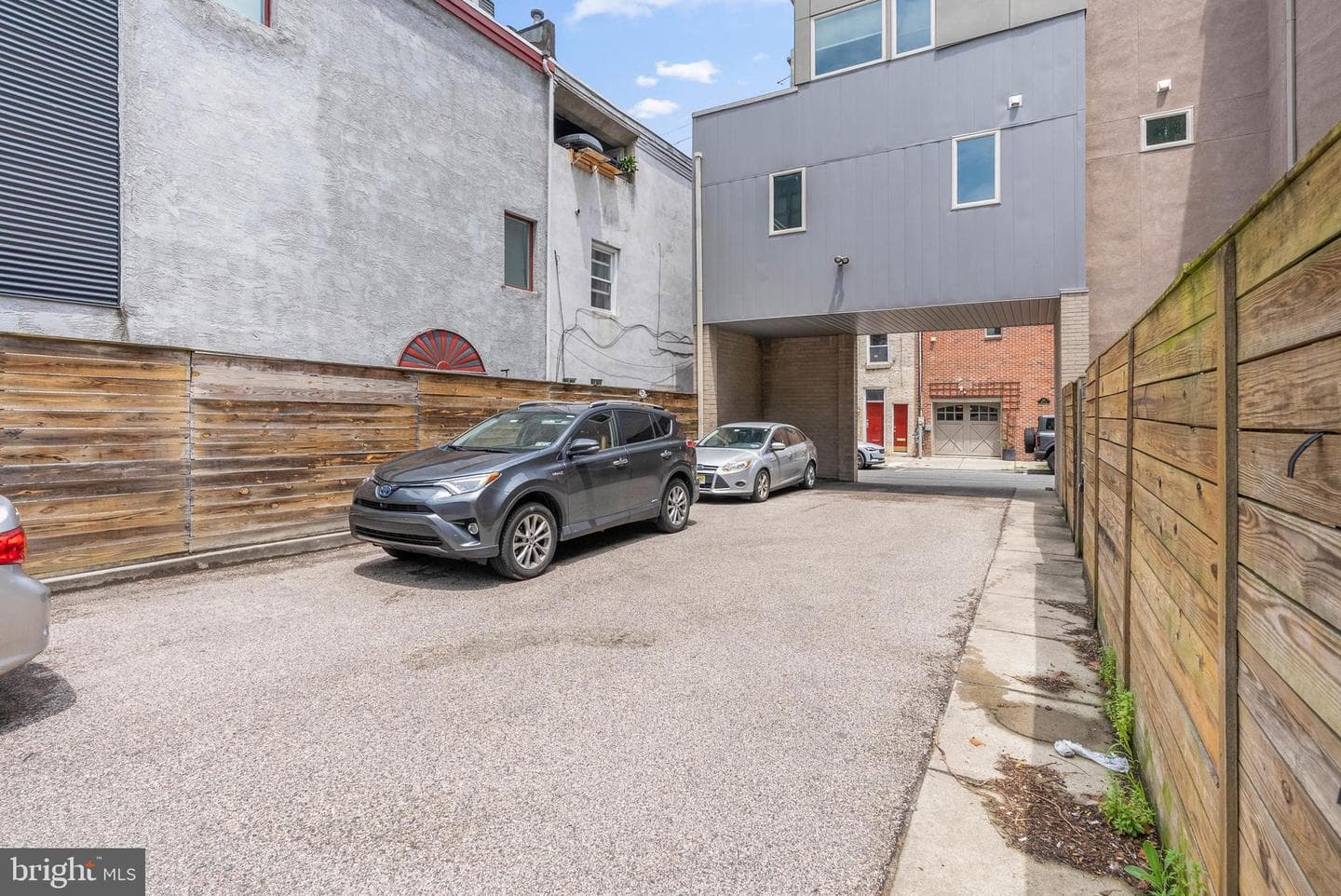 884 N Lawrence Street photo 23