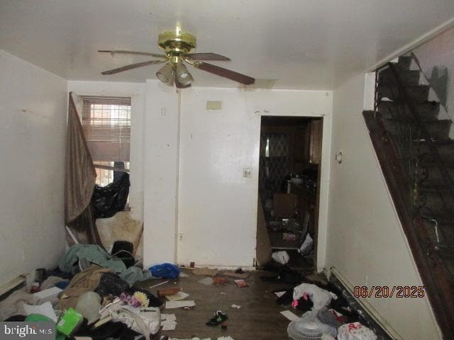 534 E Walnut Lane photo 2