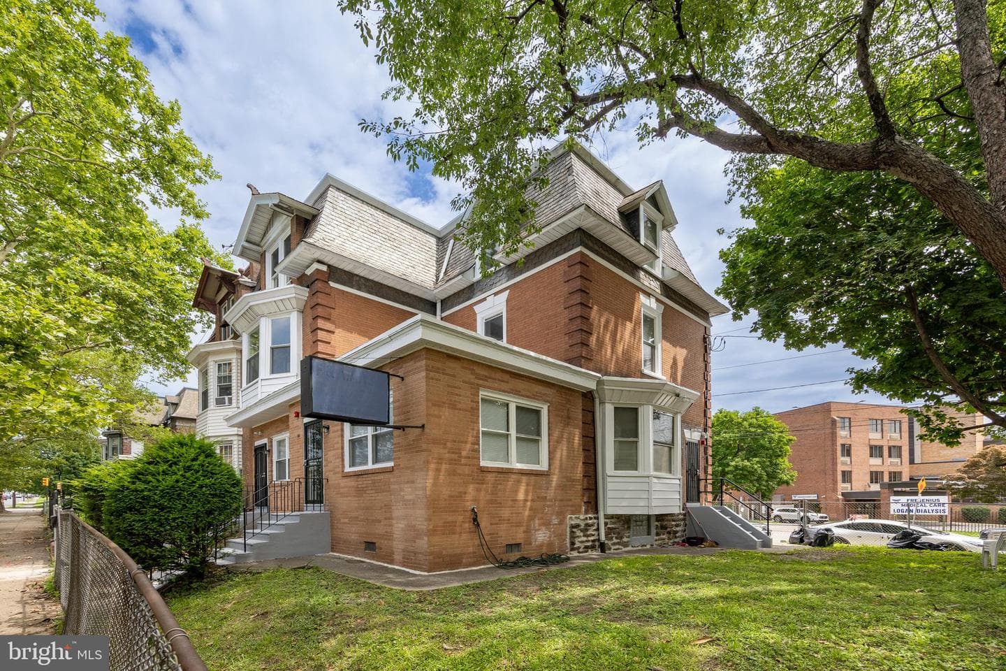 5213 N Broad St photo 4