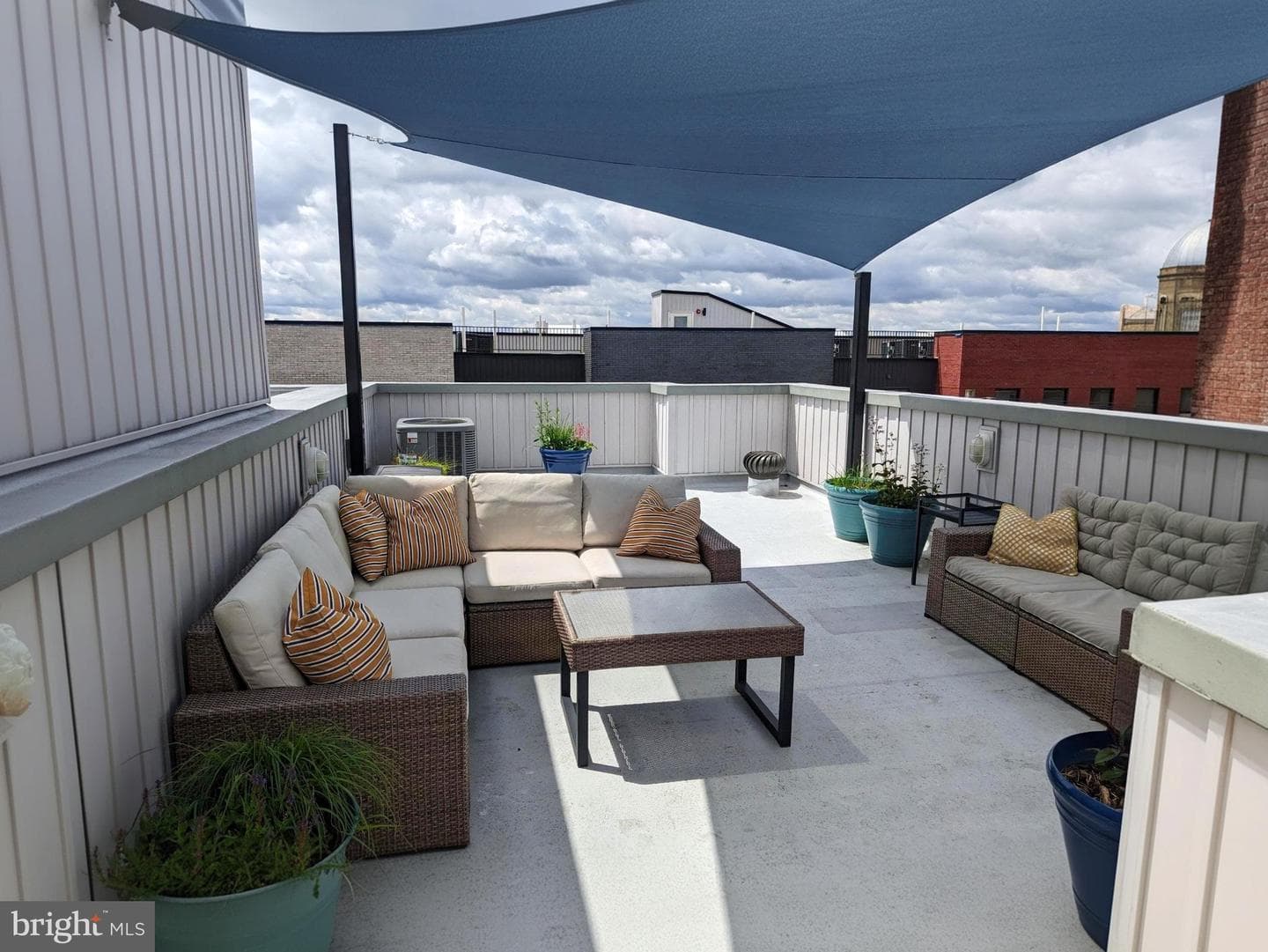 621 Moore Street photo 52