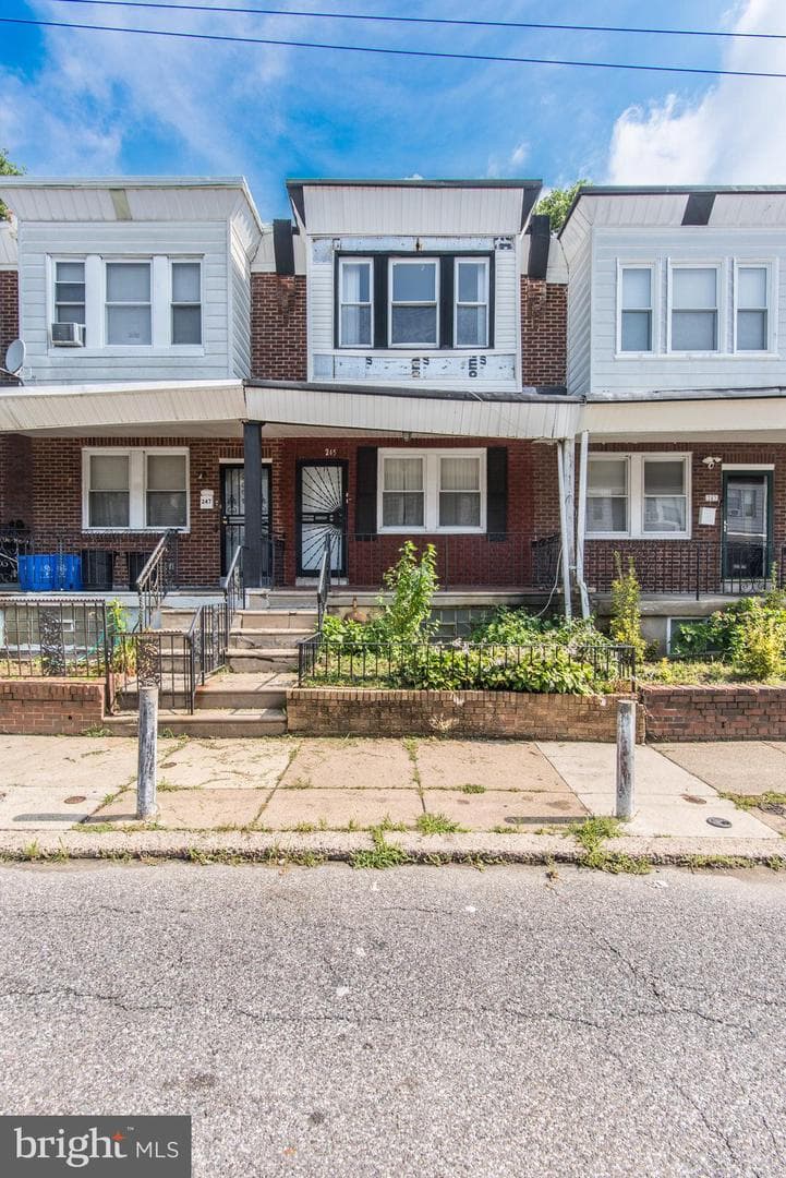 245 Widener Street photo 2