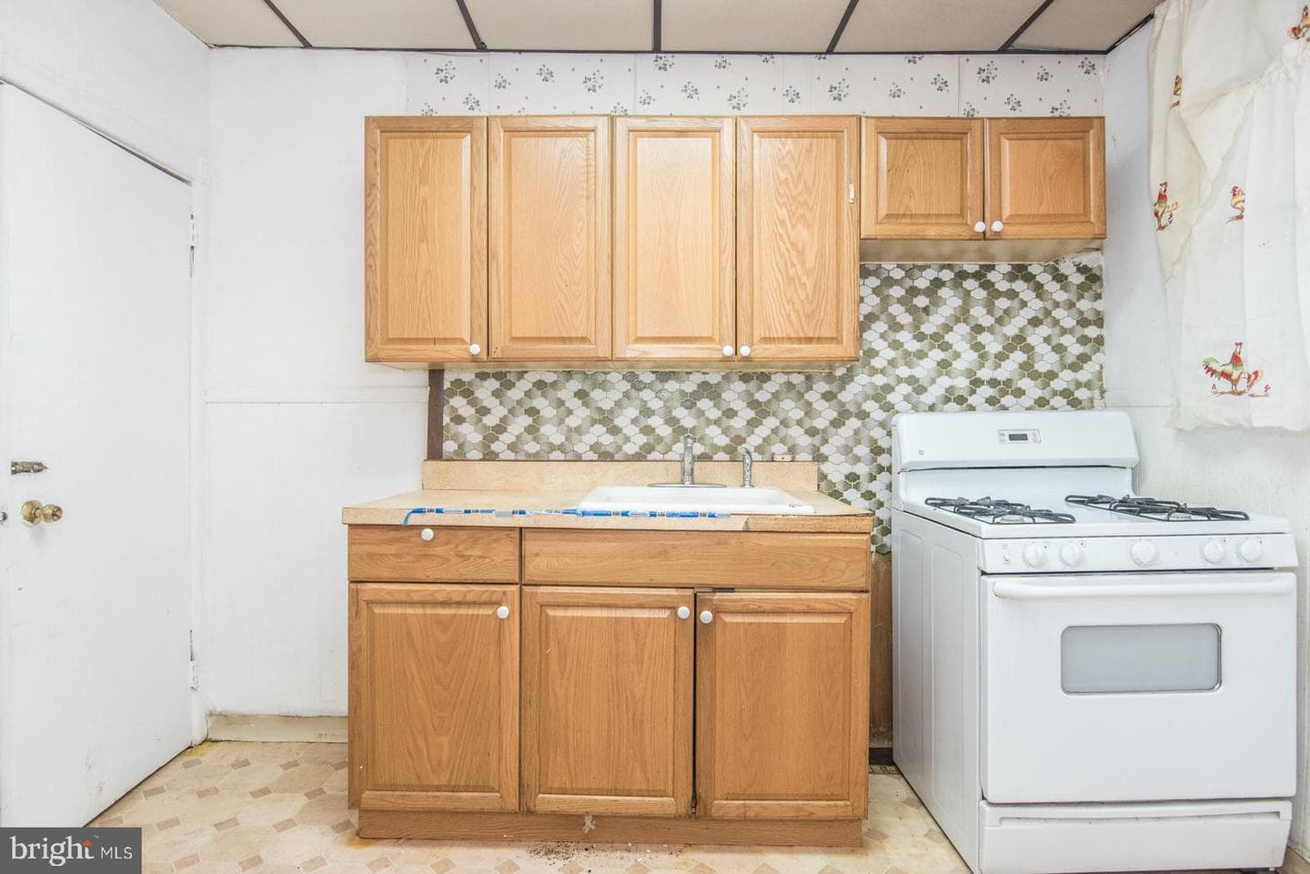 245 Widener Street photo 32