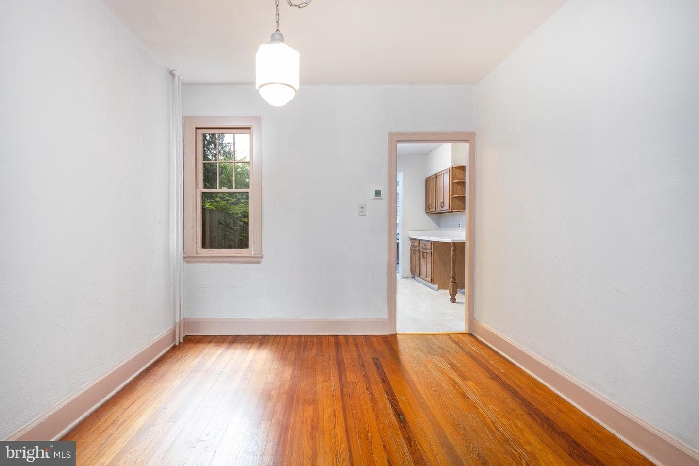 36 W Evergreen Avenue photo 6