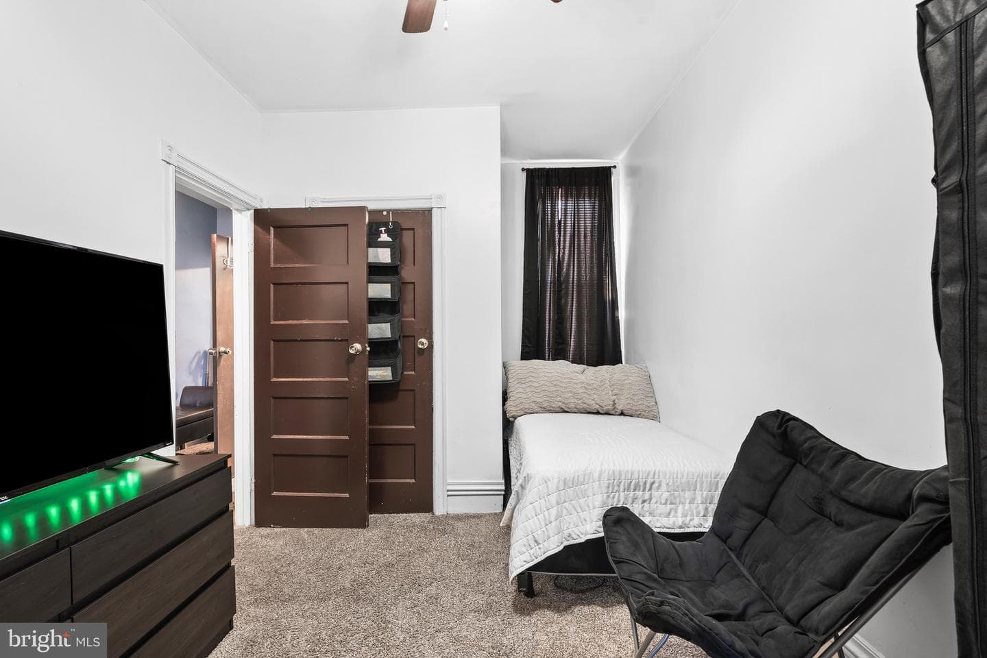 5134 N Fairhill Street photo 13