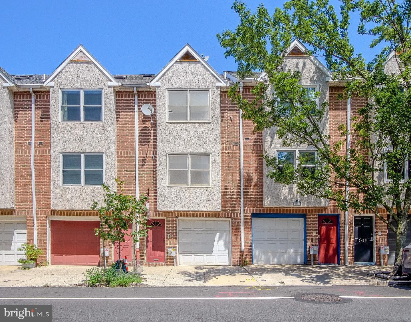 2419 South Street photo 1