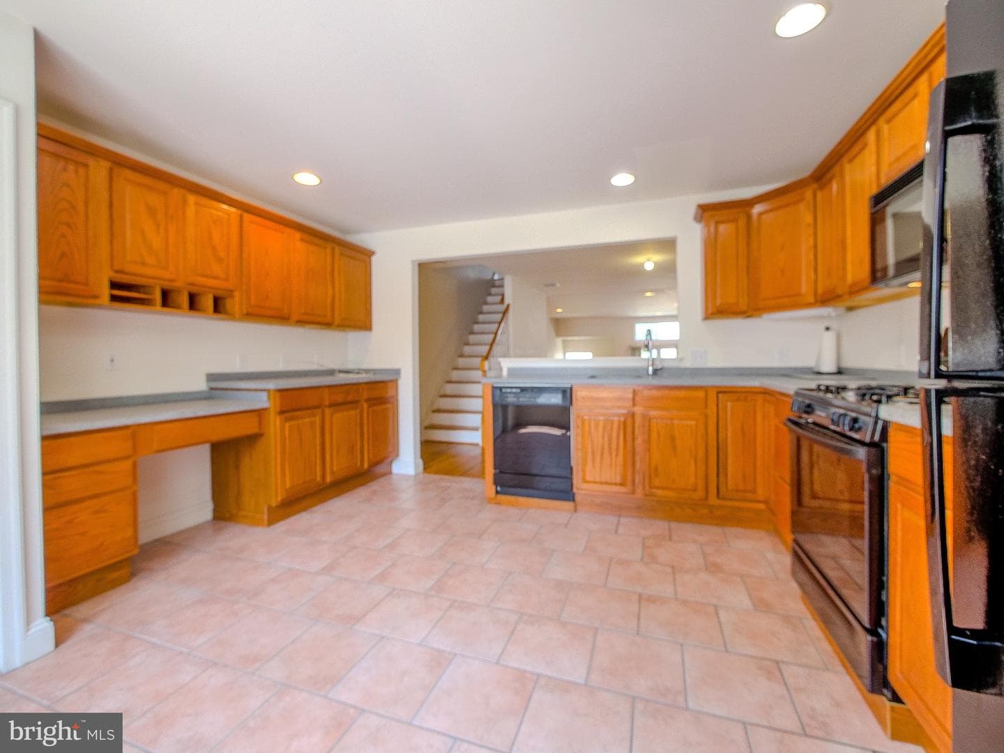 2419 South Street photo 20