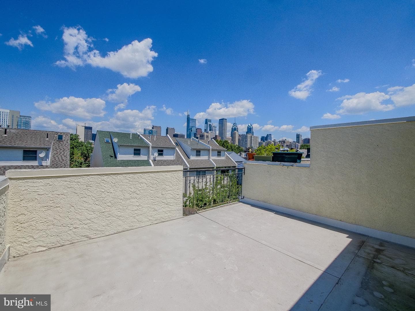 2419 South Street photo 34