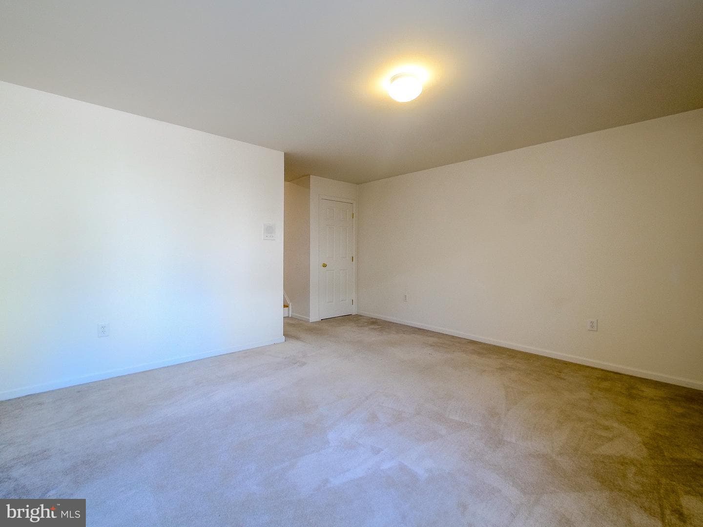 2419 South Street photo 41