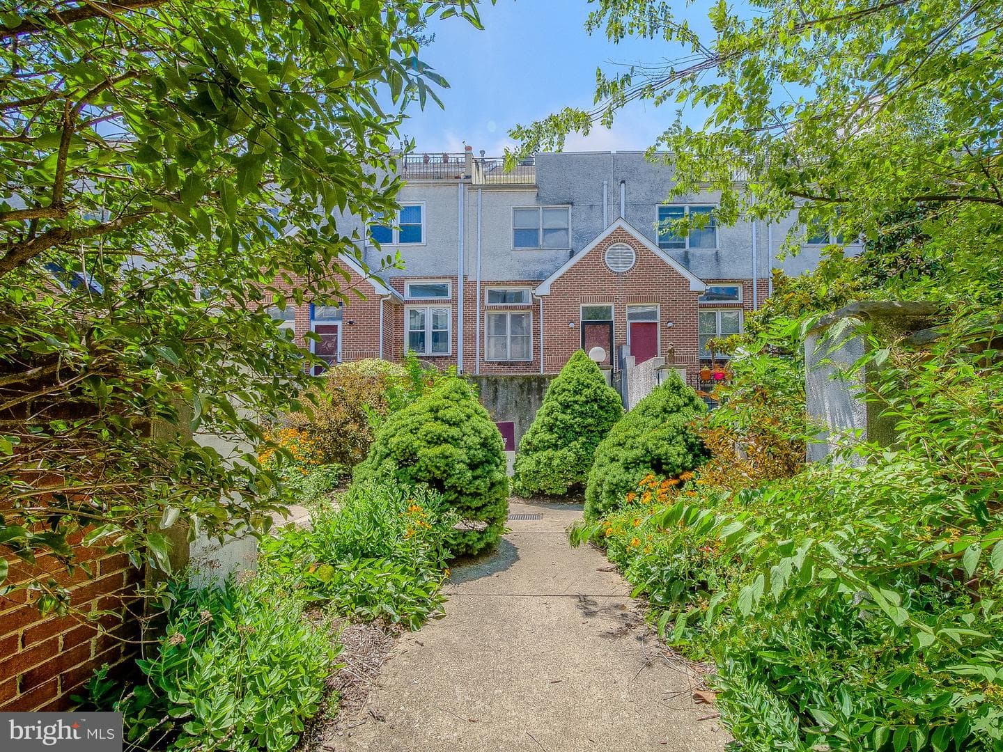 2419 South Street photo 6