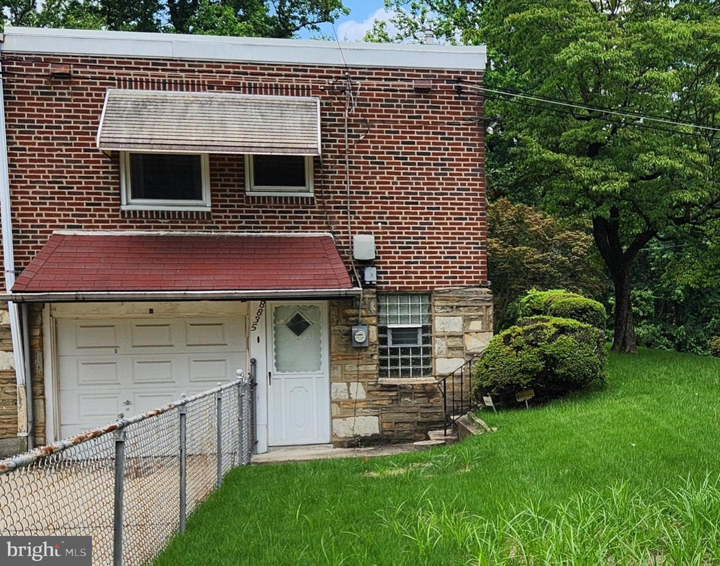 8835 Winchester Avenue photo 16
