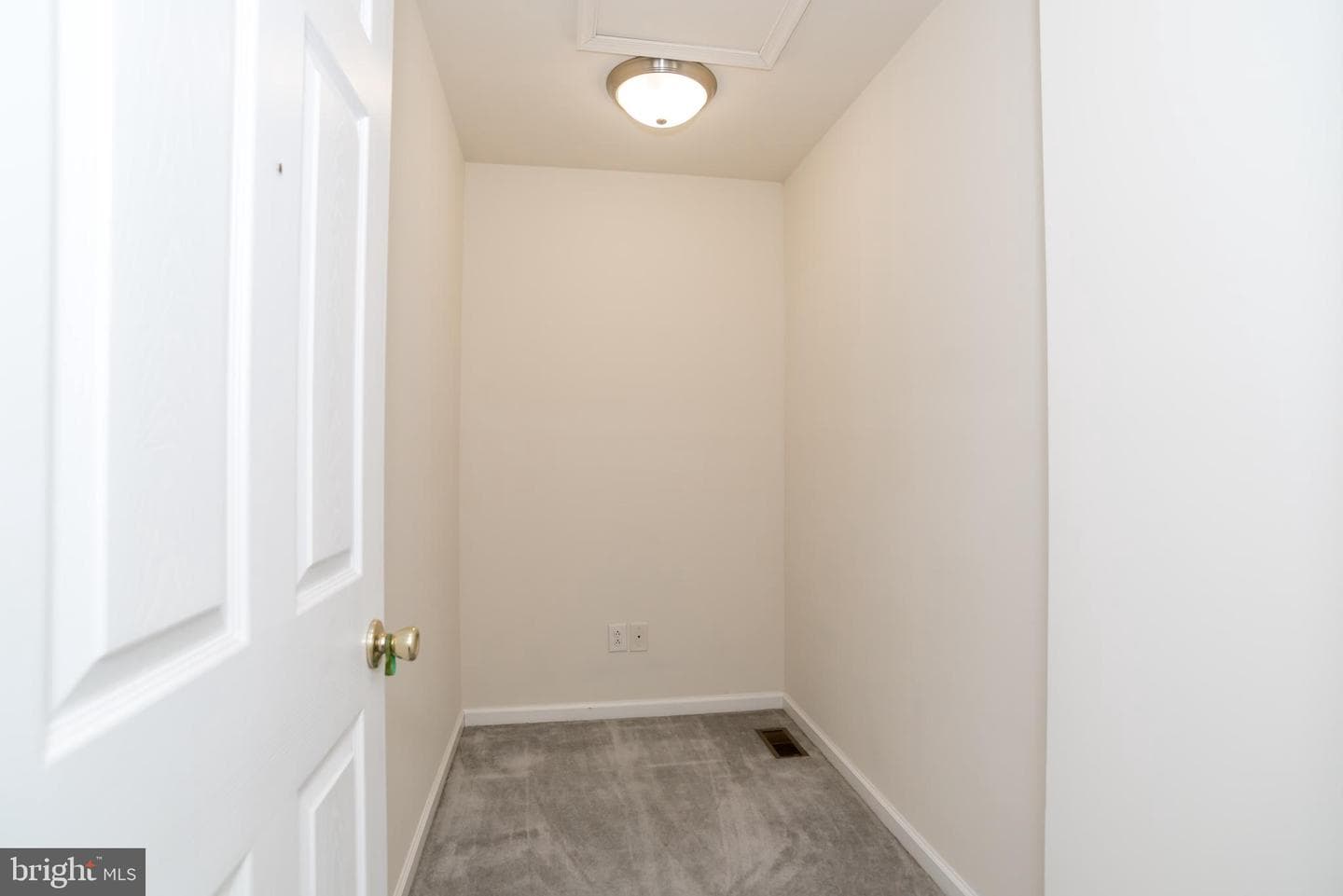 800 Red Lion Road photo 32