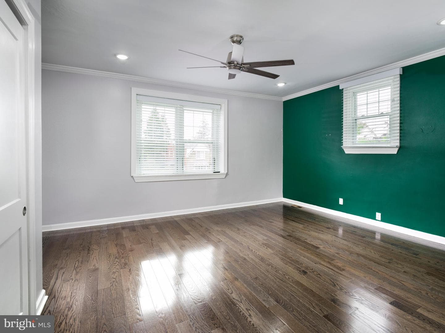 1218 E Cliveden Street photo 16