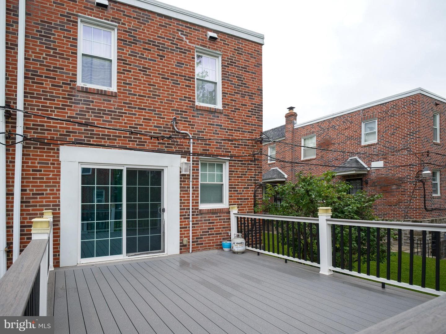 1218 E Cliveden Street photo 32