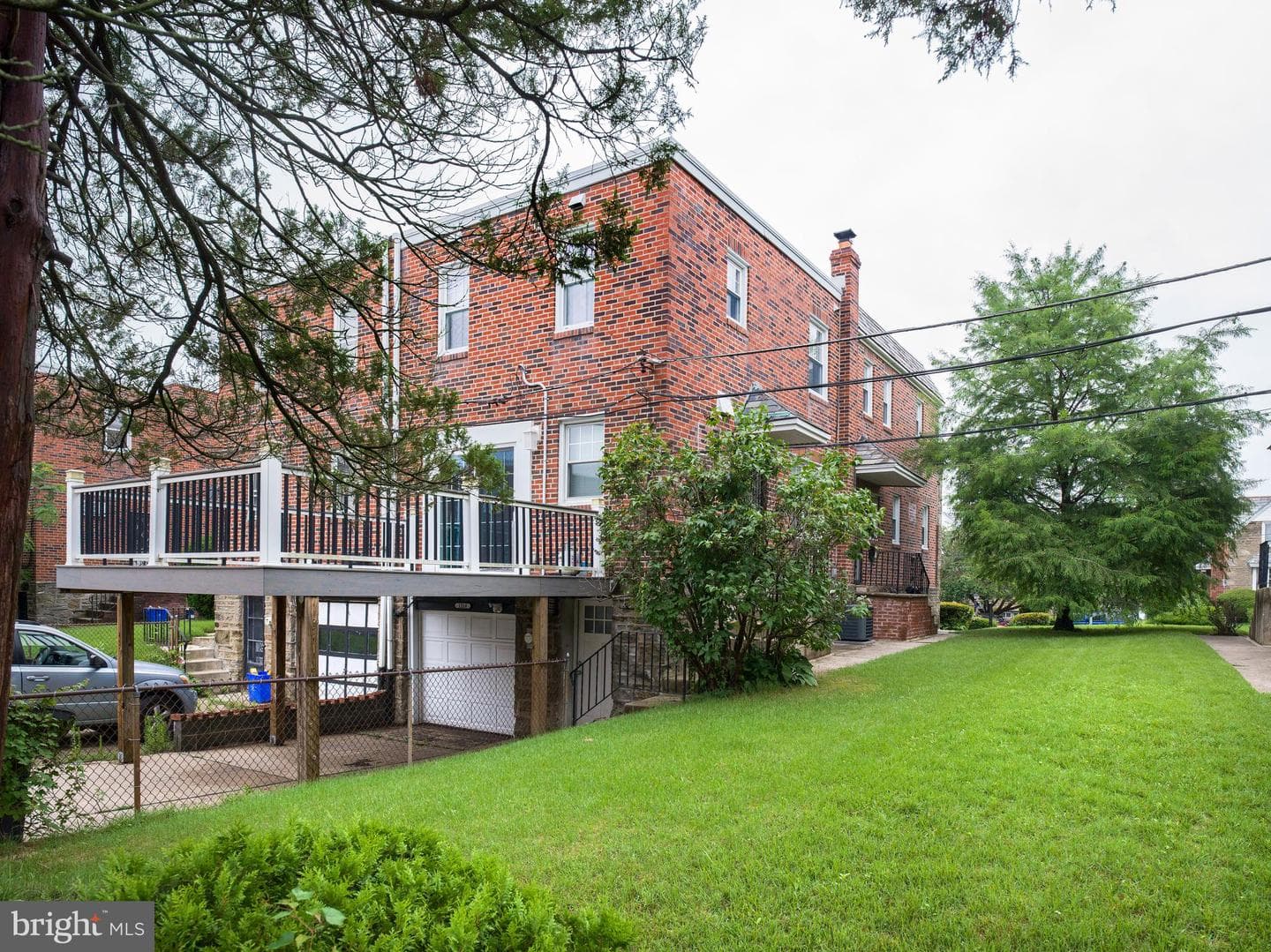 1218 E Cliveden Street photo 33