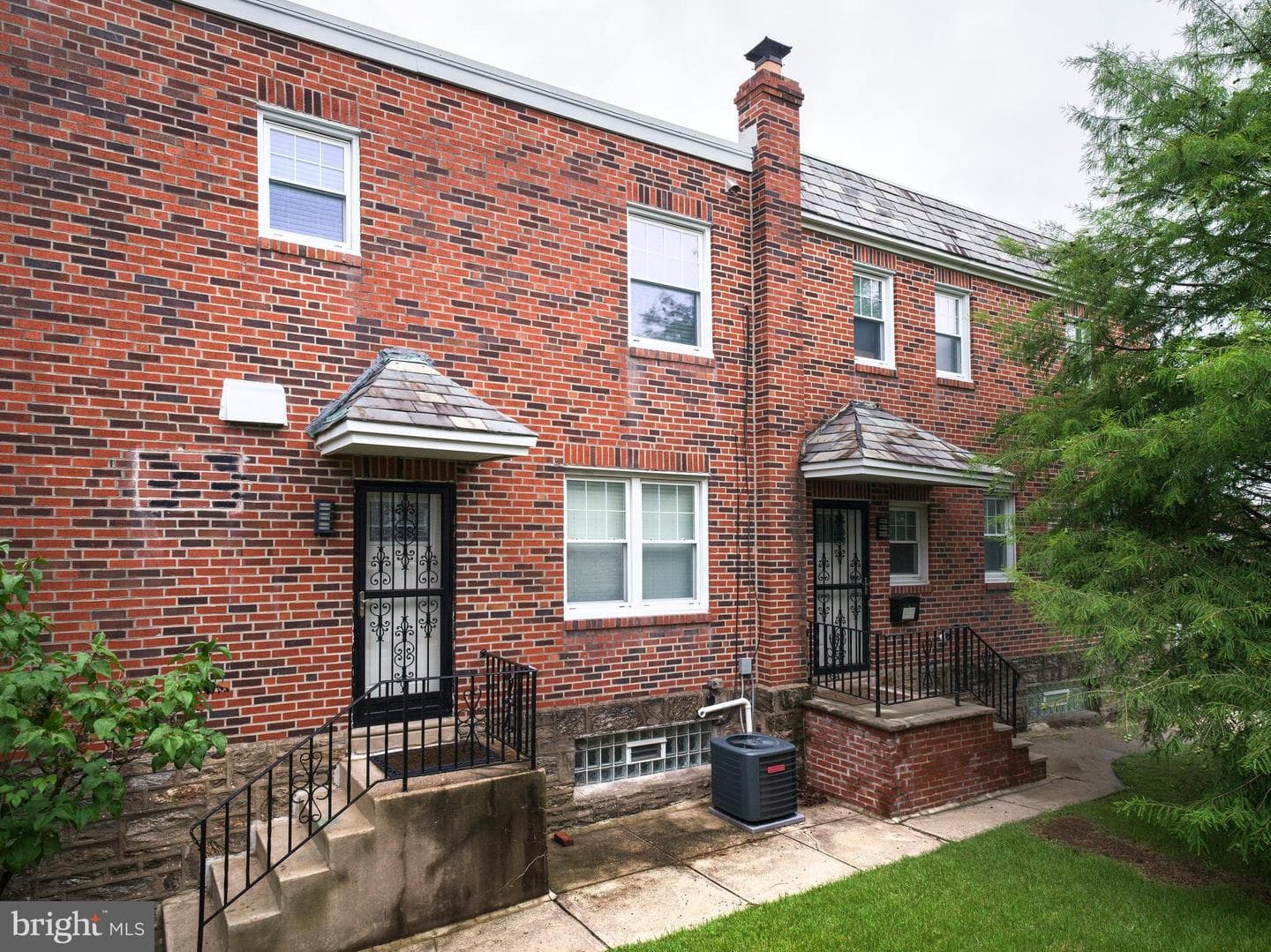 1218 E Cliveden Street photo 34