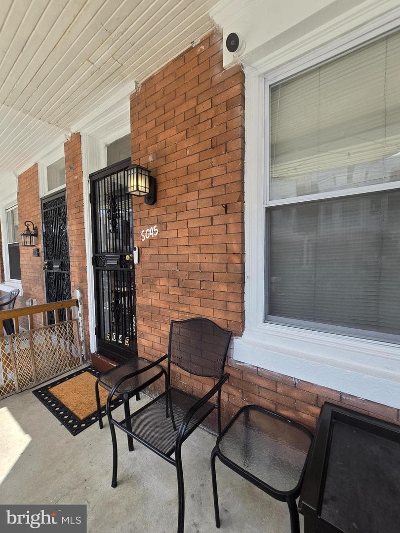 5045 Summer Street photo 2