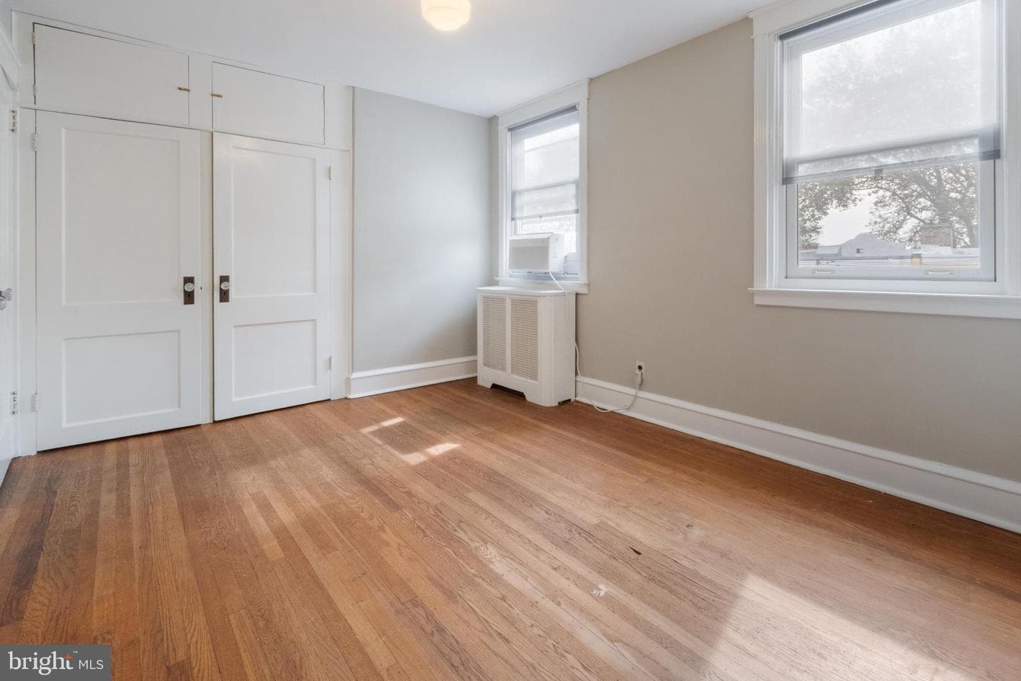3426 Osmond Street photo 24
