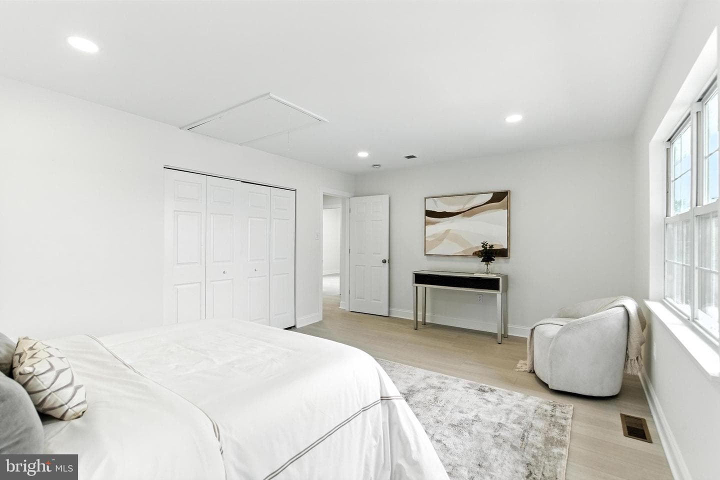 9219 Exeter Road photo 24