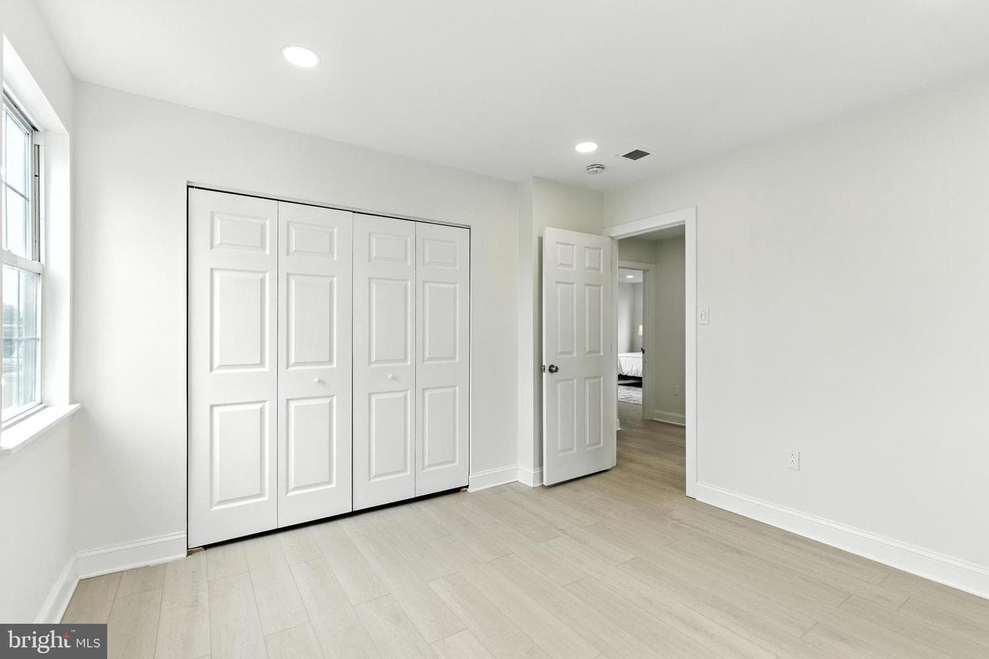 9219 Exeter Road photo 34