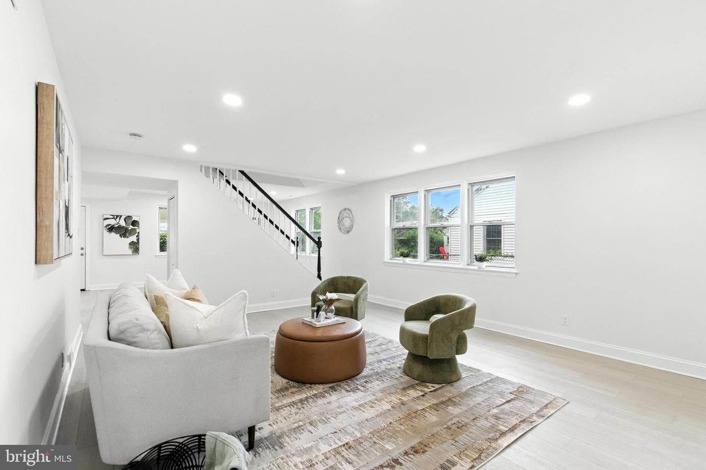 9219 Exeter Road photo 6