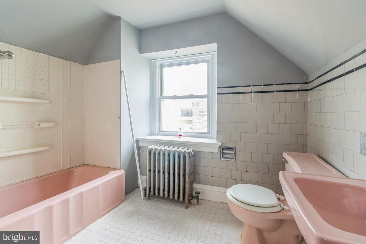 802 E Phil Ellena Street photo 15