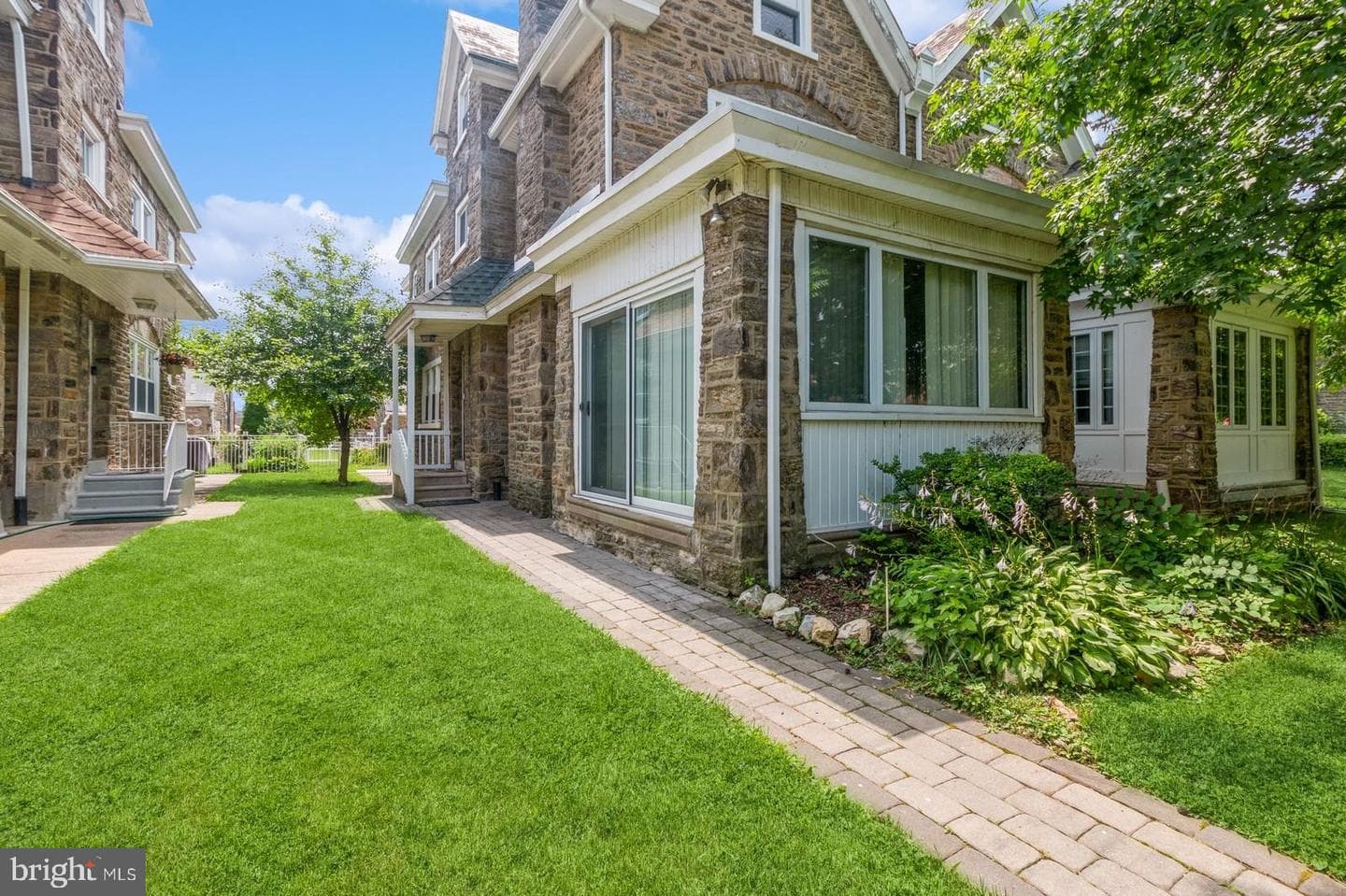 802 E Phil Ellena Street photo 18