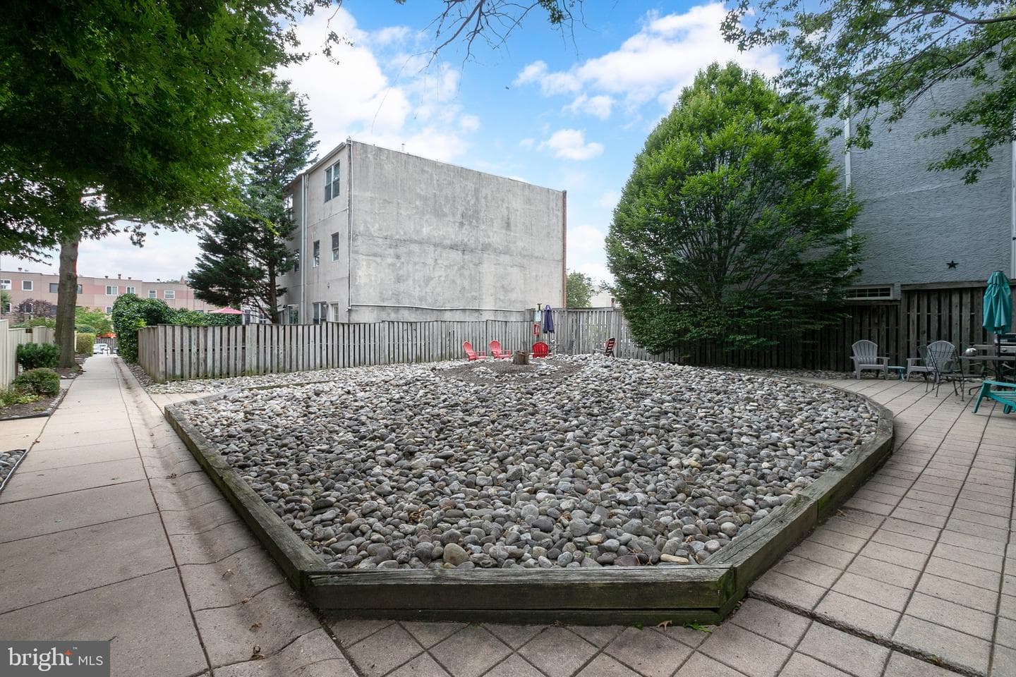 870 N 28th Street #201 photo 40
