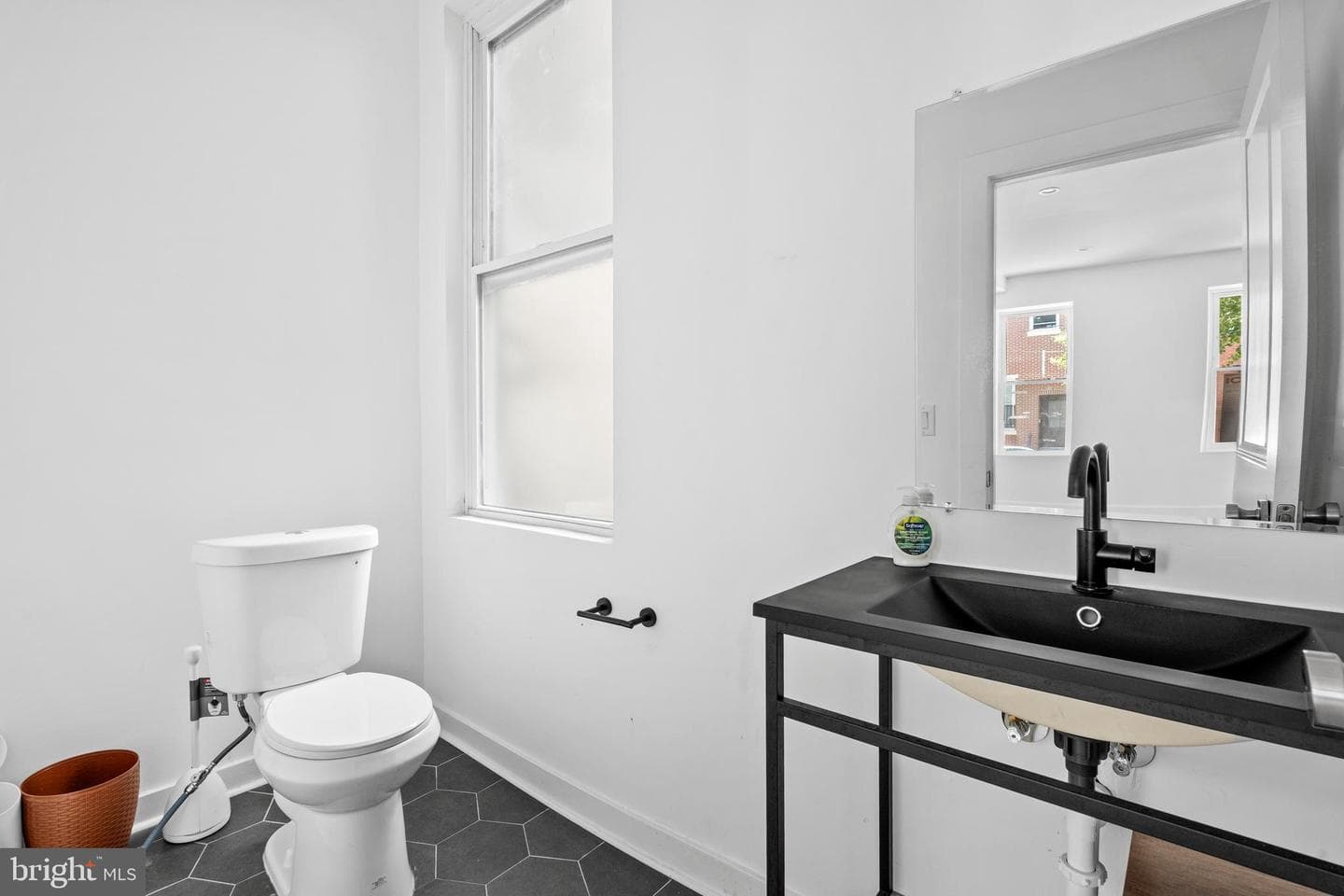 952 N 5th Street photo 15