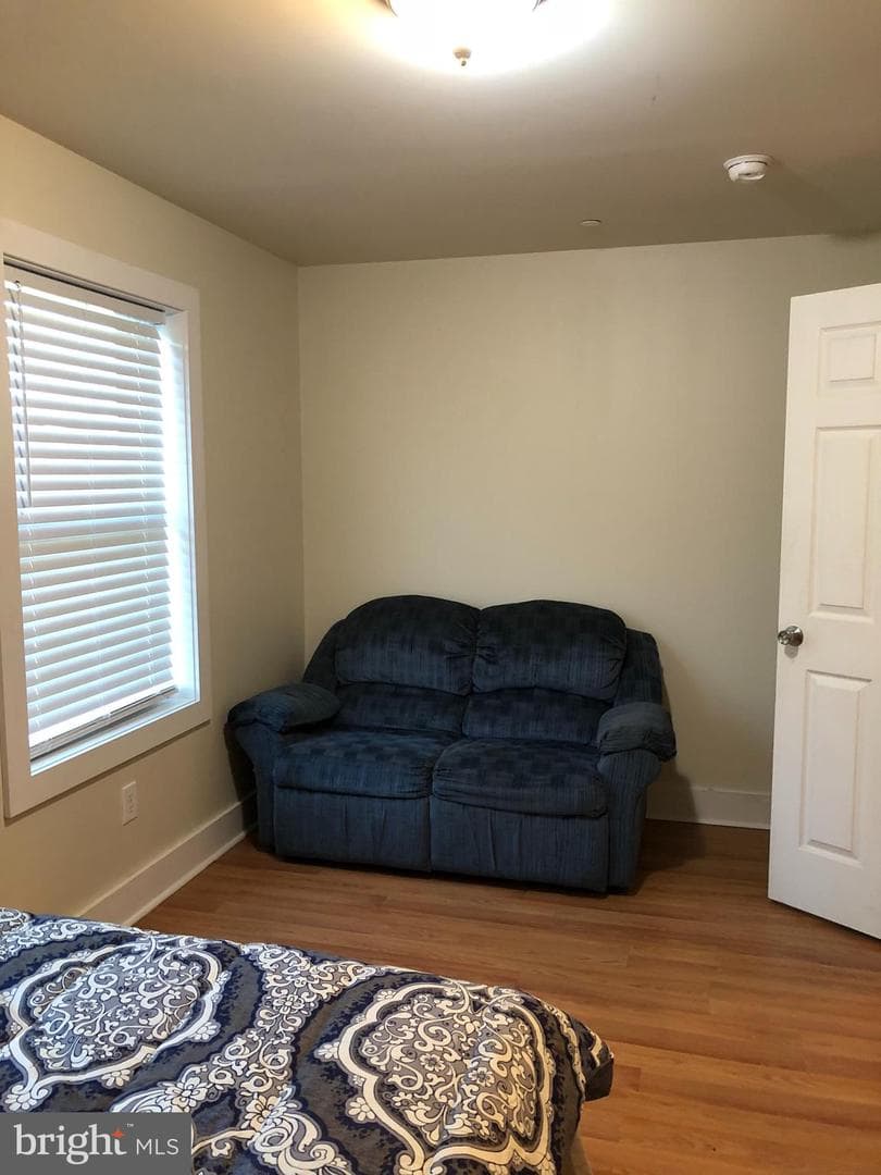 4310 Wallace Street photo 8