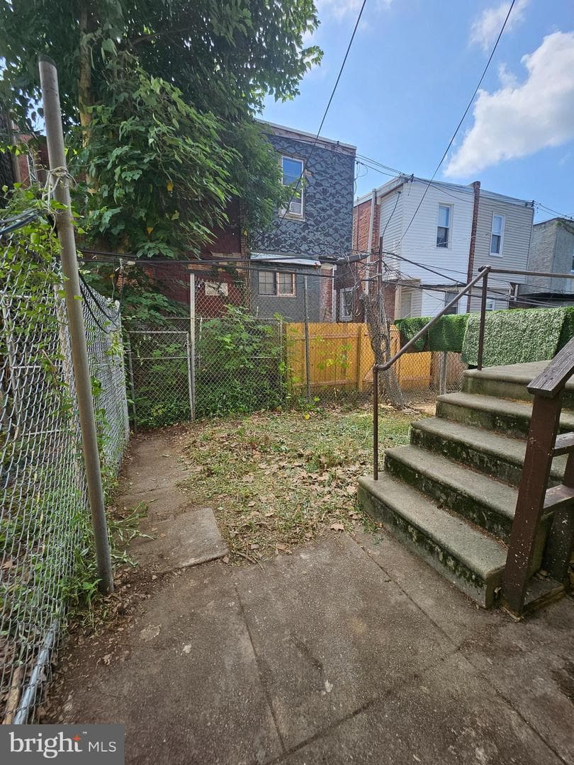 5524 Whitby Avenue photo 15