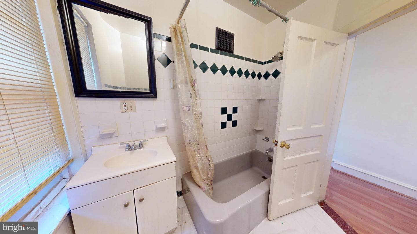 2109 S 66th Street photo 18