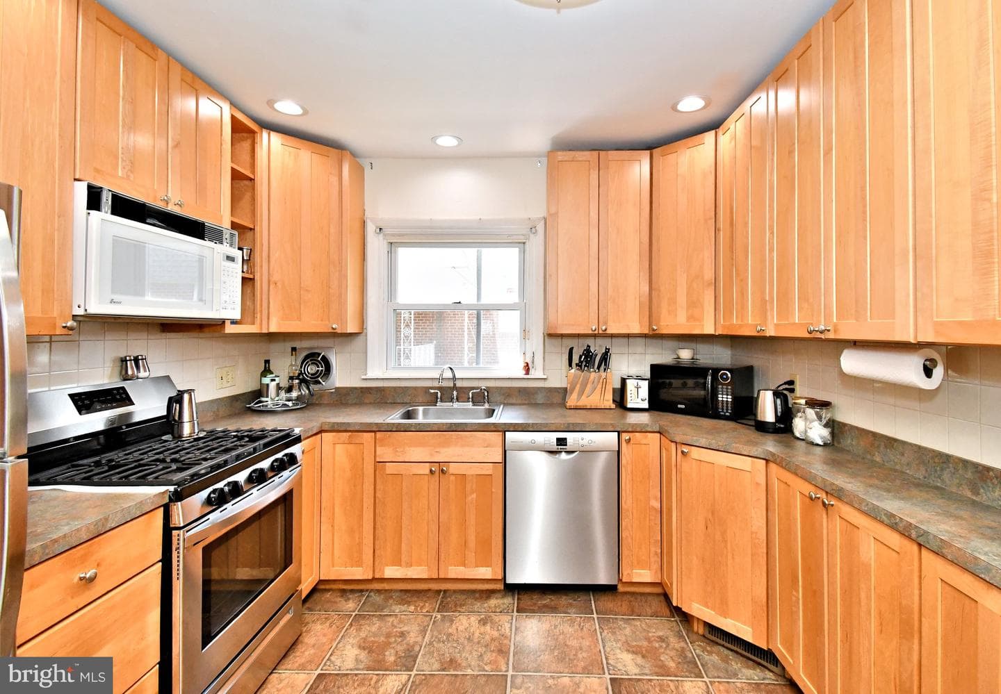 9962 Woodfern Road photo 18