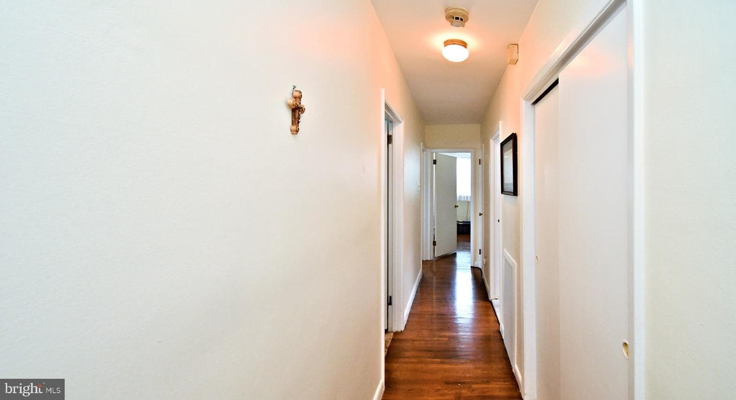 9962 Woodfern Road photo 6