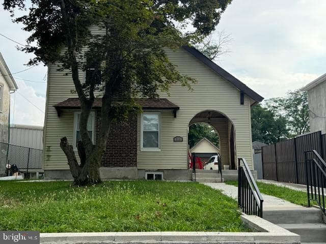 508 E Godfrey Avenue photo 4
