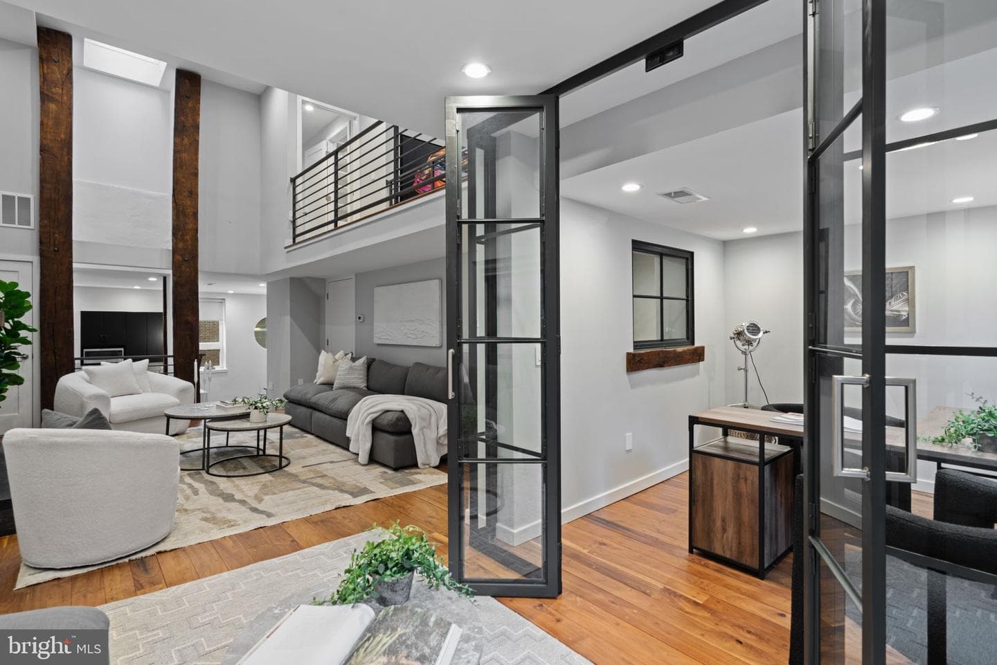 2030 Ranstead Street photo 17