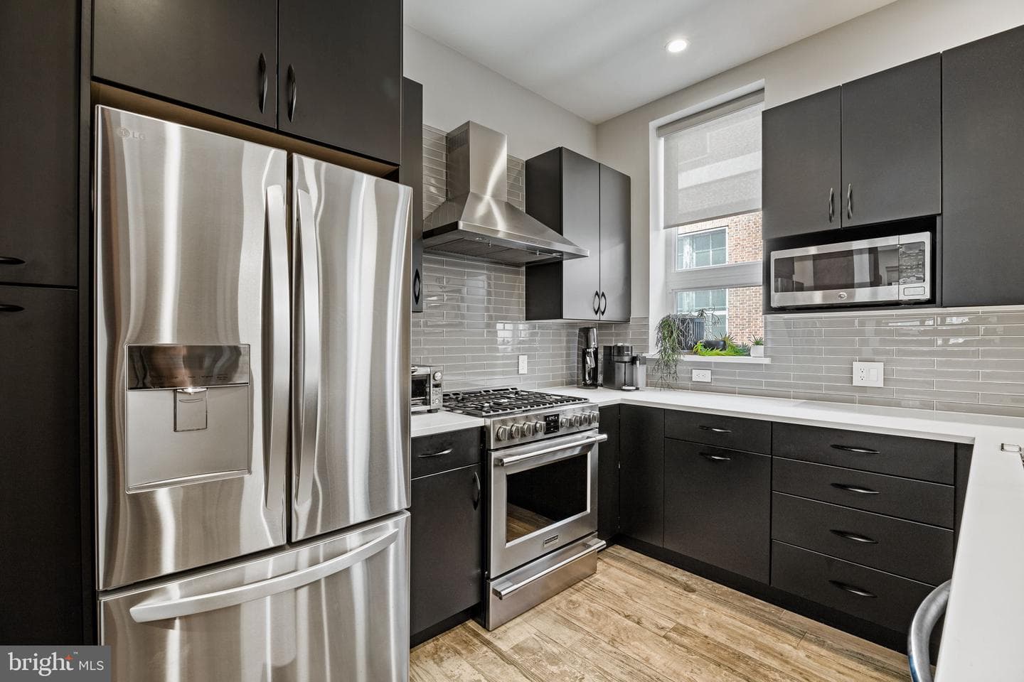2030 Ranstead Street photo 25