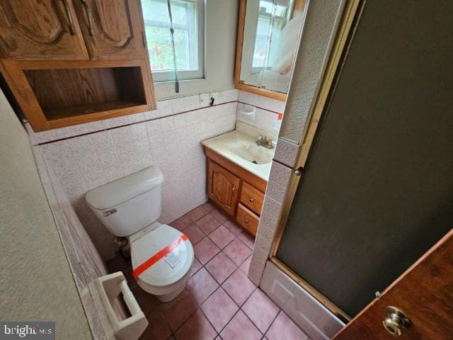 2718 E Luzerne Street photo 9