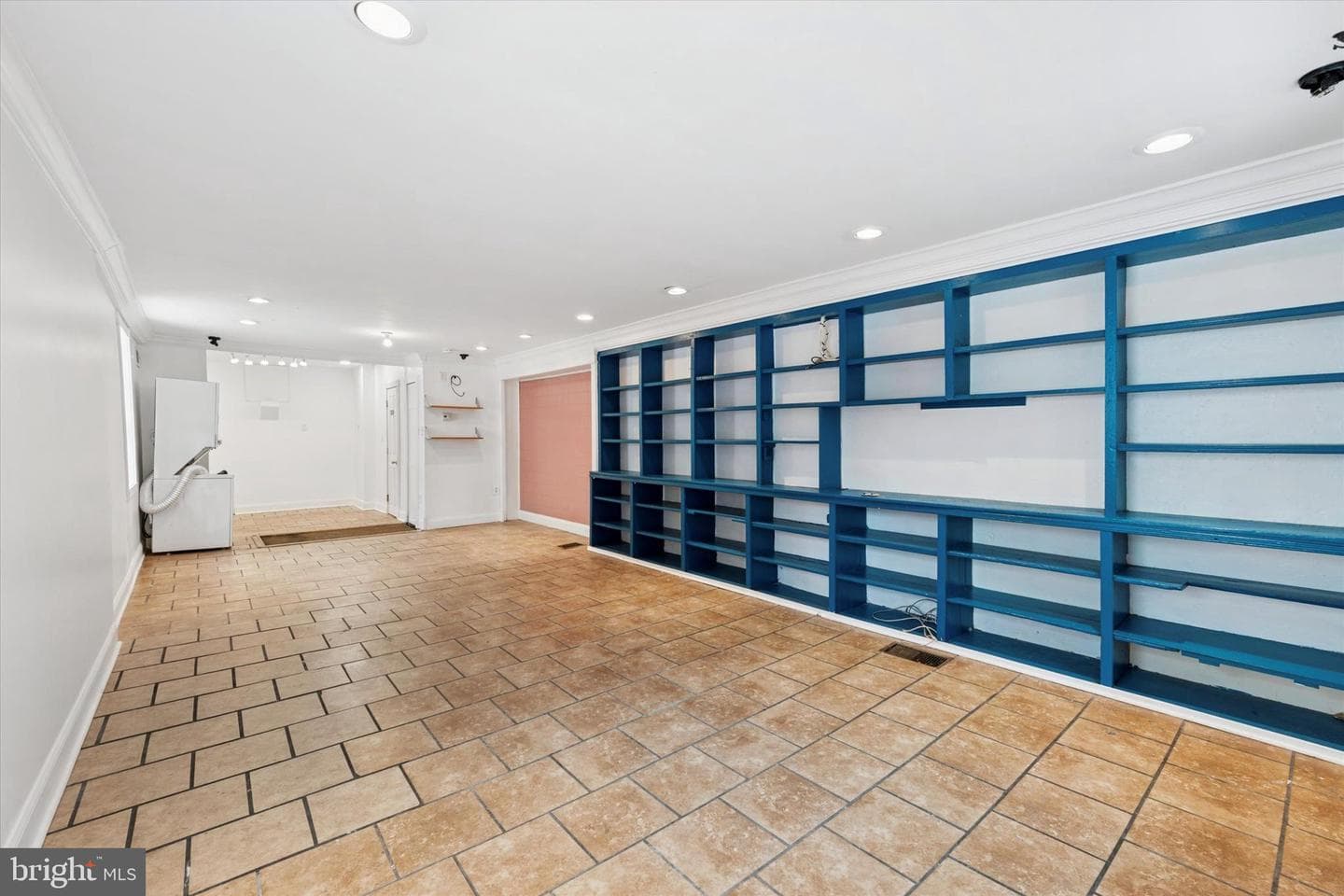 2621 Sepviva Street photo 4