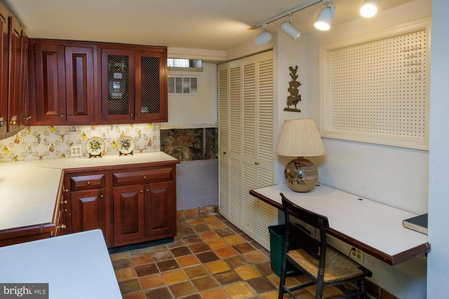 1230 Waverly Walk photo 30