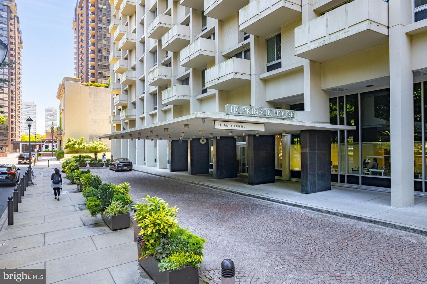604 S Washington Square #1111 photo 15
