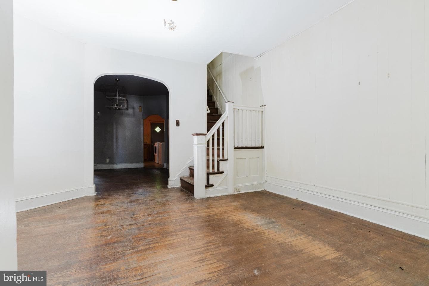5616 Hunter Street photo 2