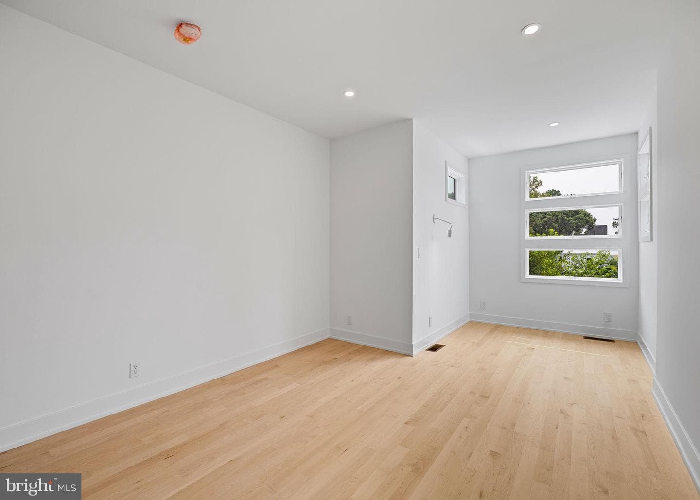 252 Sumac Street photo 39