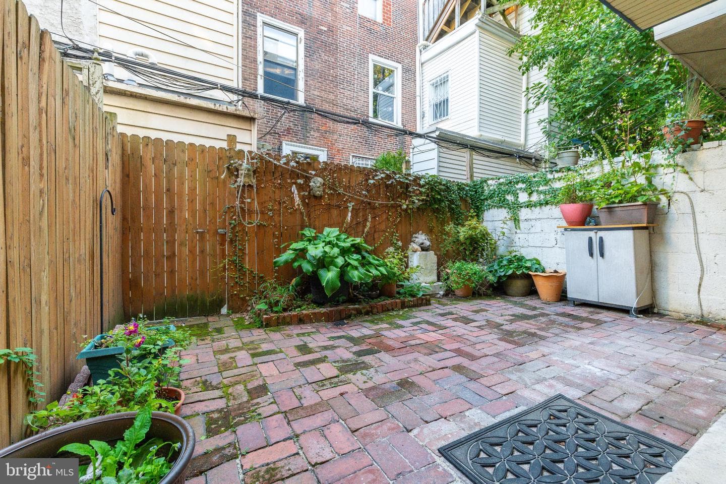 2046 Cherry Street photo 44