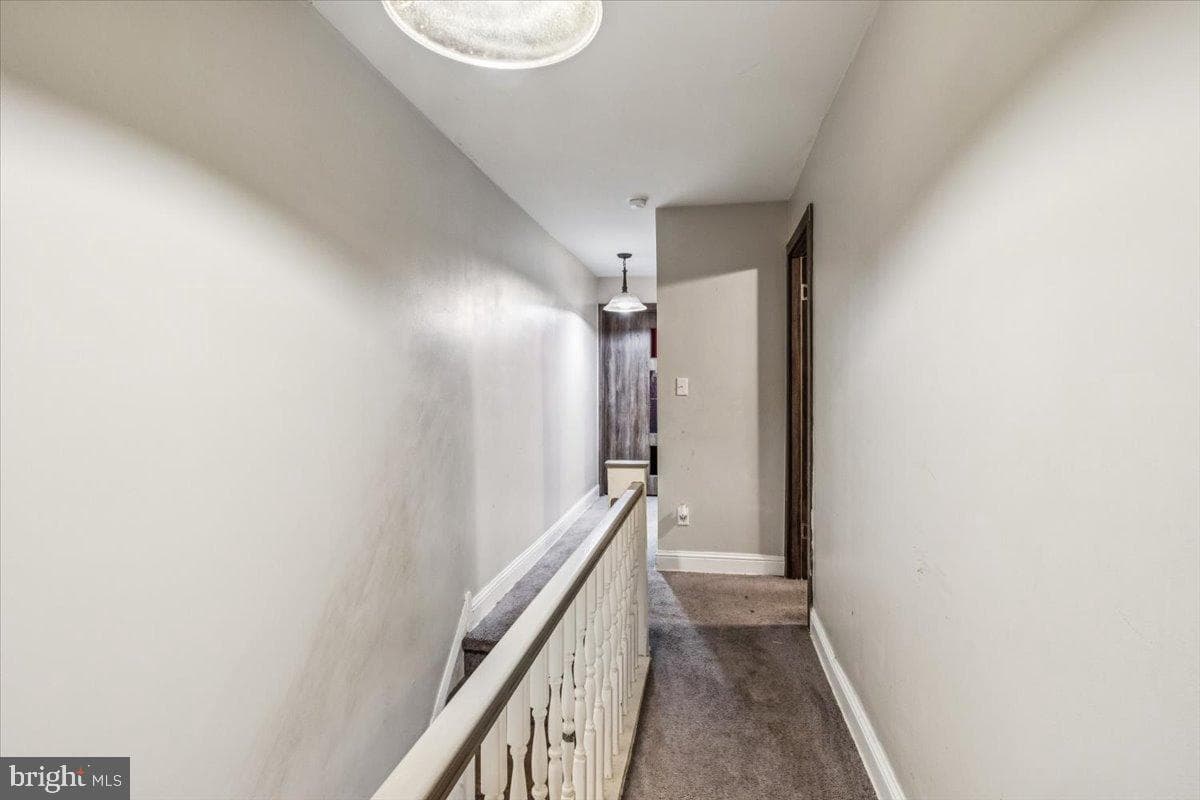 1529 N Robinson Street photo 18