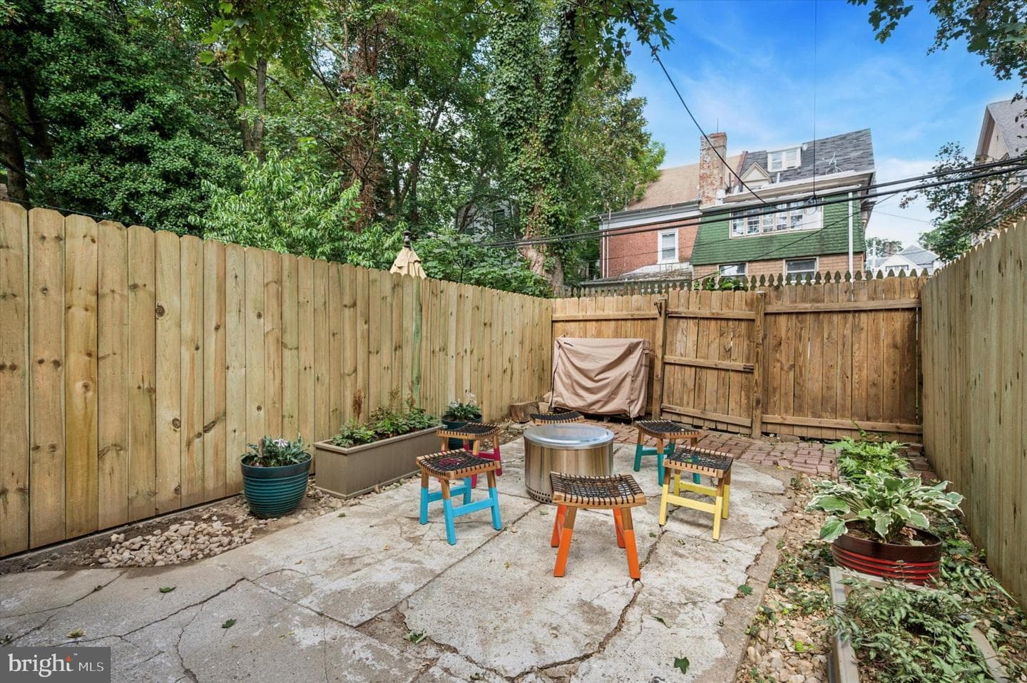 247 W Haines Street photo 22