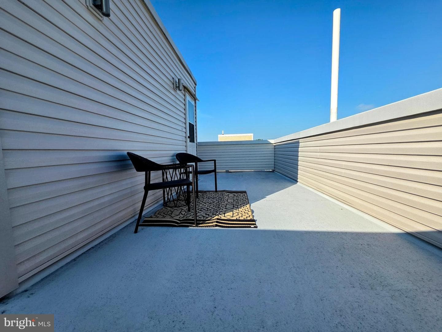 2220 E Harold Street photo 23