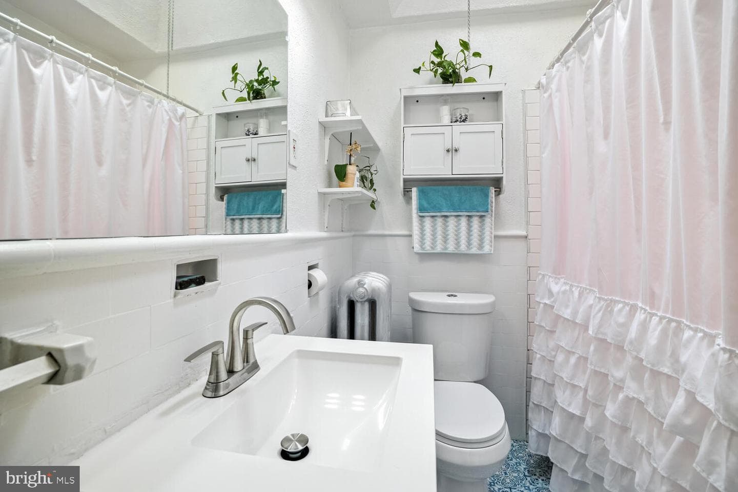5221 Akron Street photo 19