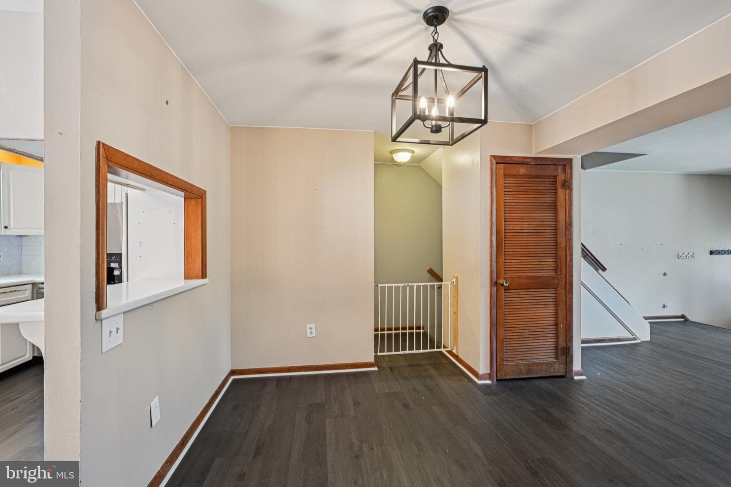 3608 Nanton Place photo 9