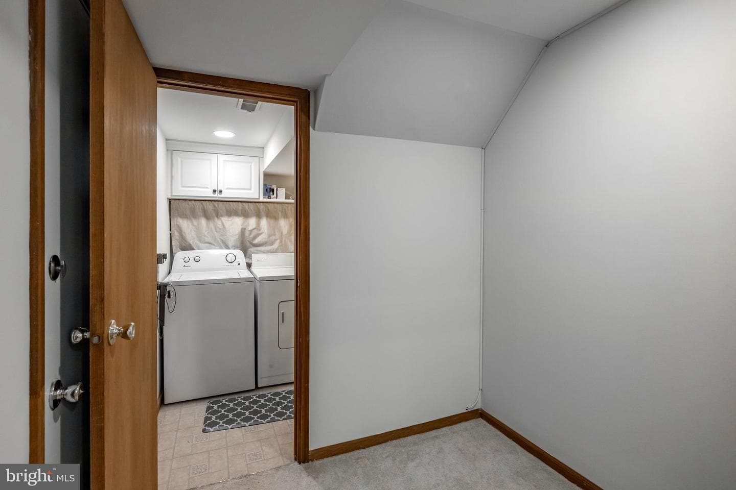 9130 Ayrdalecrescent Street photo 27